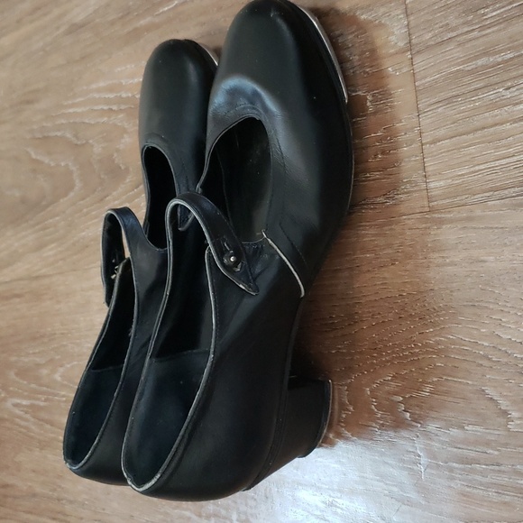 (7.5) Freed of London Made in England Hand-Lasted Mary Jane Style Tap Shoes - Picture 5 of 16